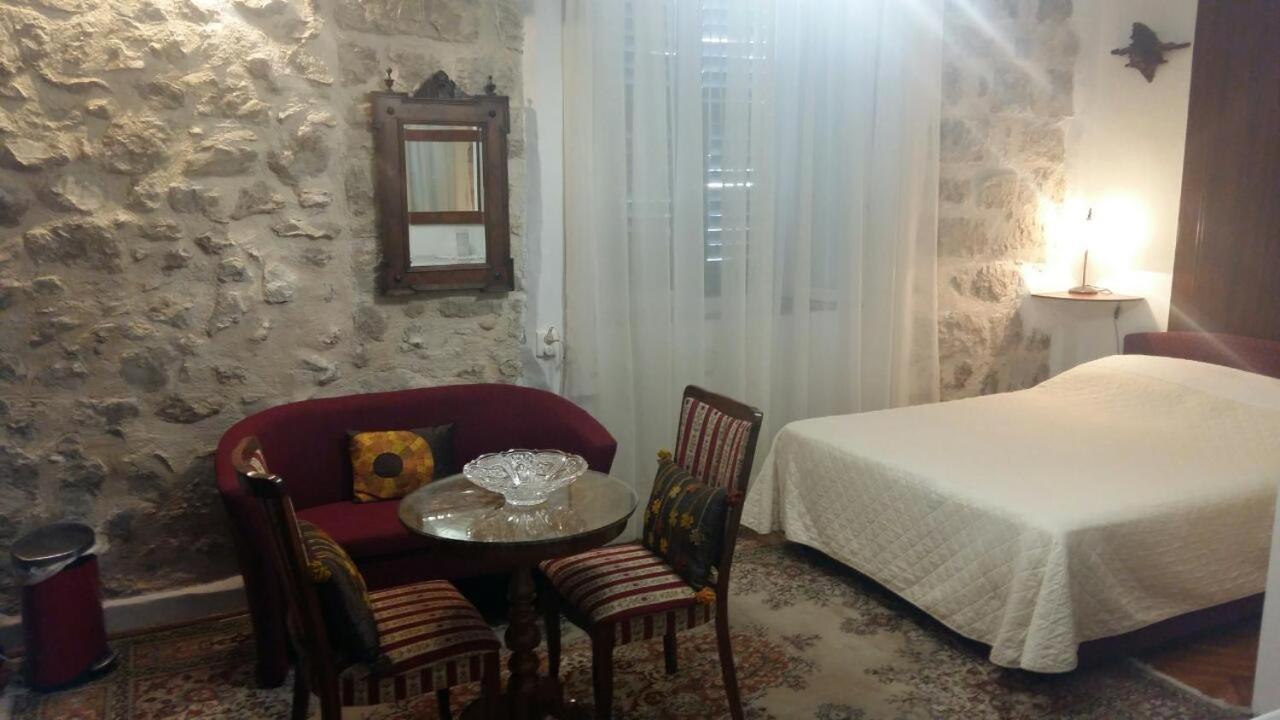 Room Mirella Dubrovnik Buitenkant foto