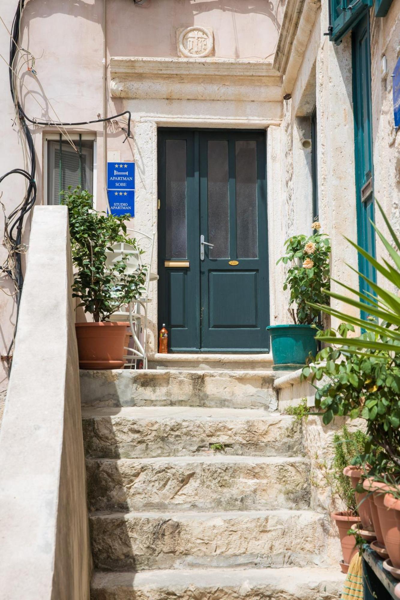 Room Mirella Dubrovnik Buitenkant foto